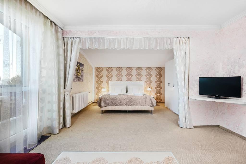 Wellness Hotel Bahenec Bagian luar foto